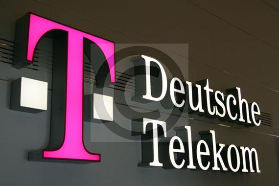 Logo-Deutsche-Telekom